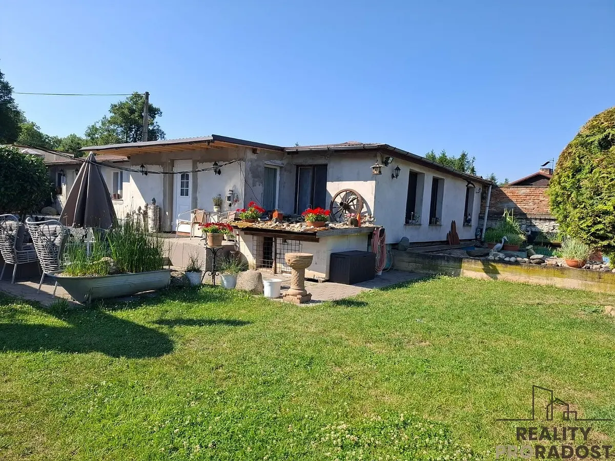 Prodej pozemku 983 m², Na Návsi · Brnky · Zdiby