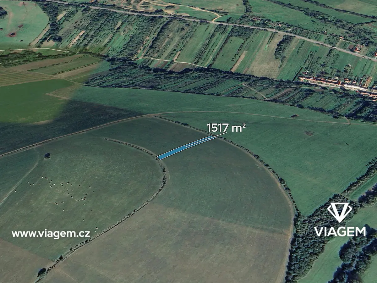 Prodej pozemku 1517 m², Strání