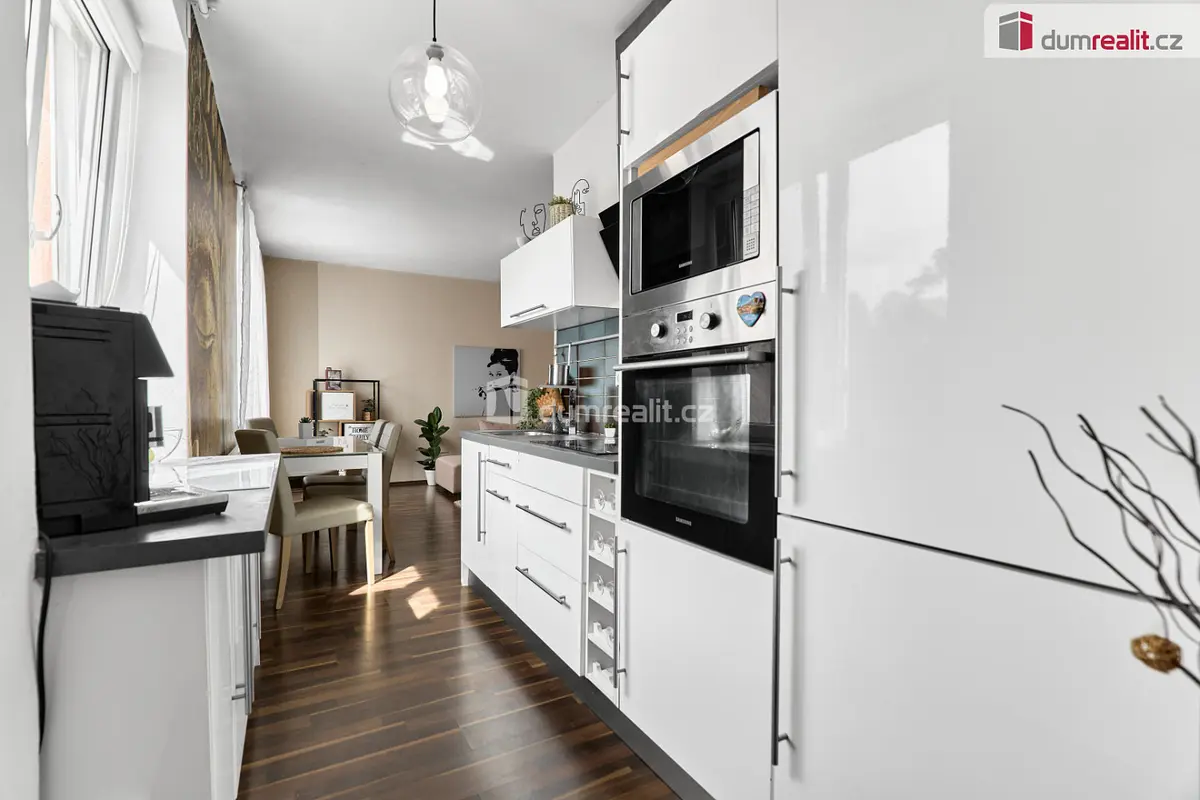 Prodej bytu 2+kk 55 m², Májová · Dalovice