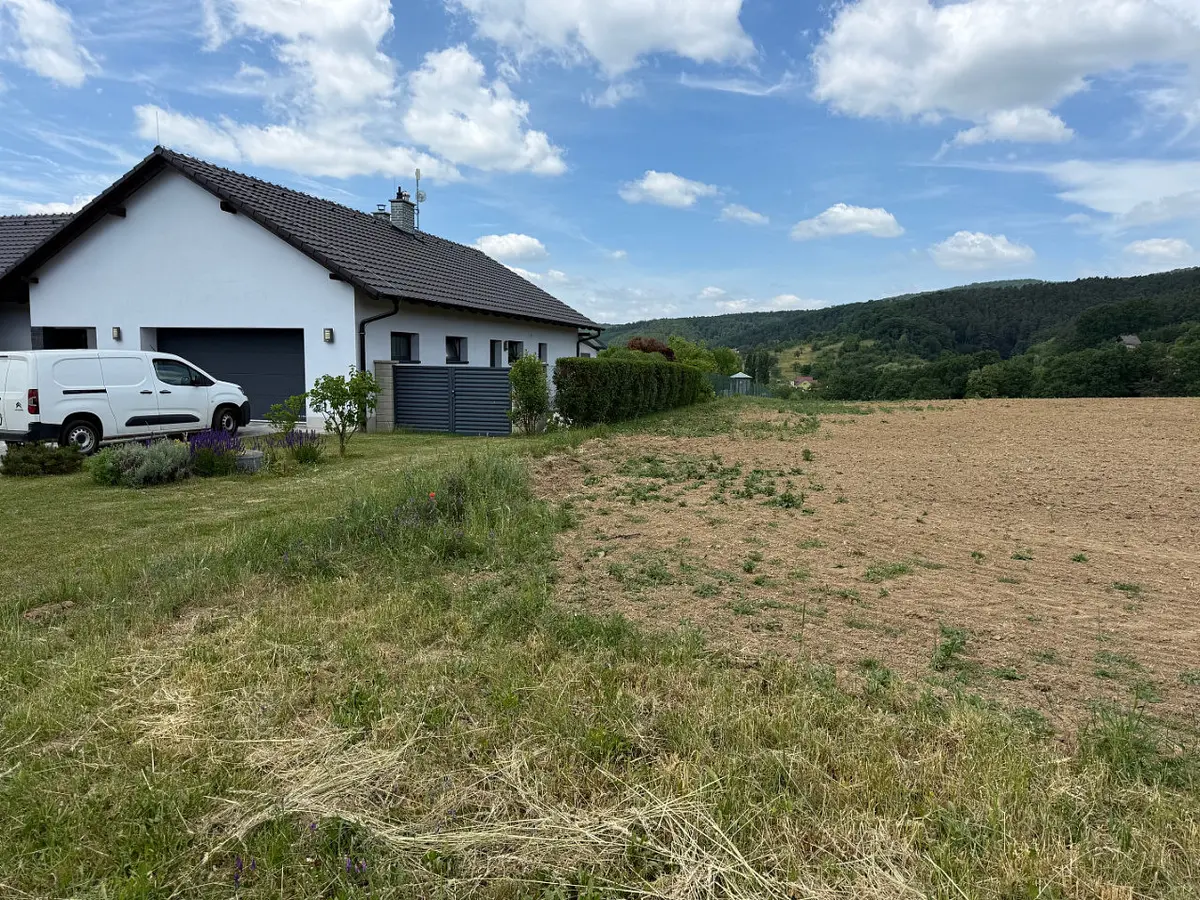 Prodej pozemku 902 m², Vřesovice · okres Hodonín