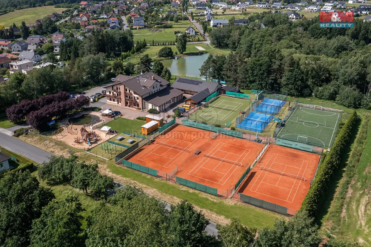 Pronájem komerčního prostoru 645 m², Letkov · okres Plzeň-město