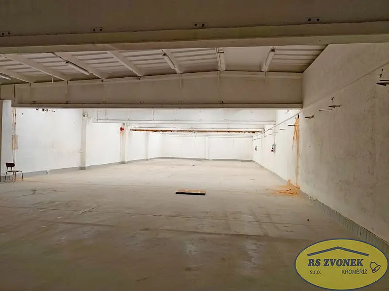 Pronájem komerčního prostoru 1000 m², Olomouc