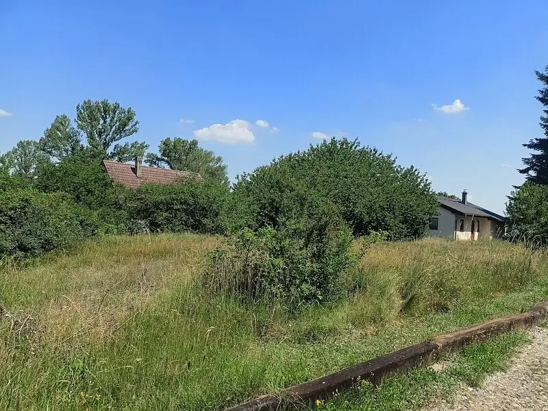 Prodej pozemku 922 m², Cholupice