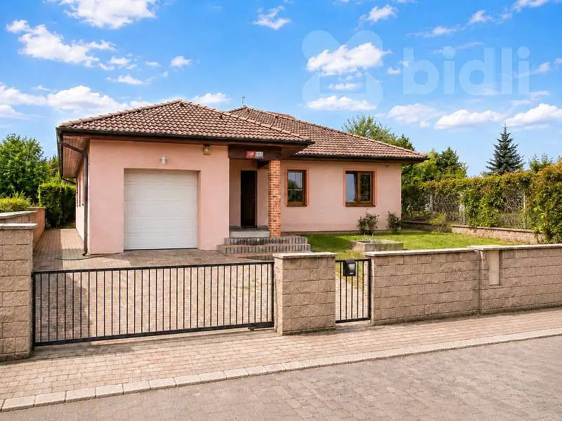Prodej domu 220 m², Pod Karlovarskou silnicí · Ruzyně