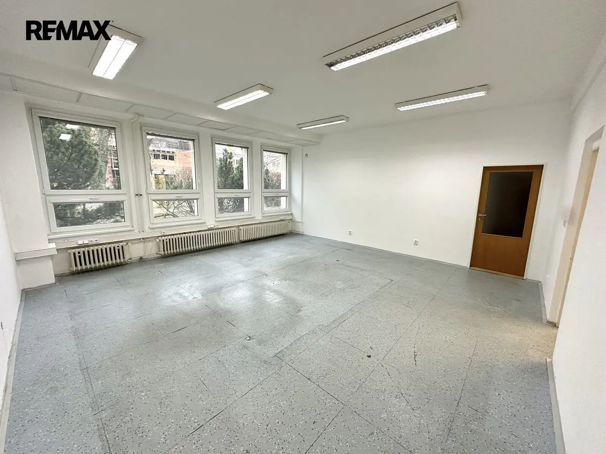 Pronájem komerčního prostoru 45 m², Vsetín