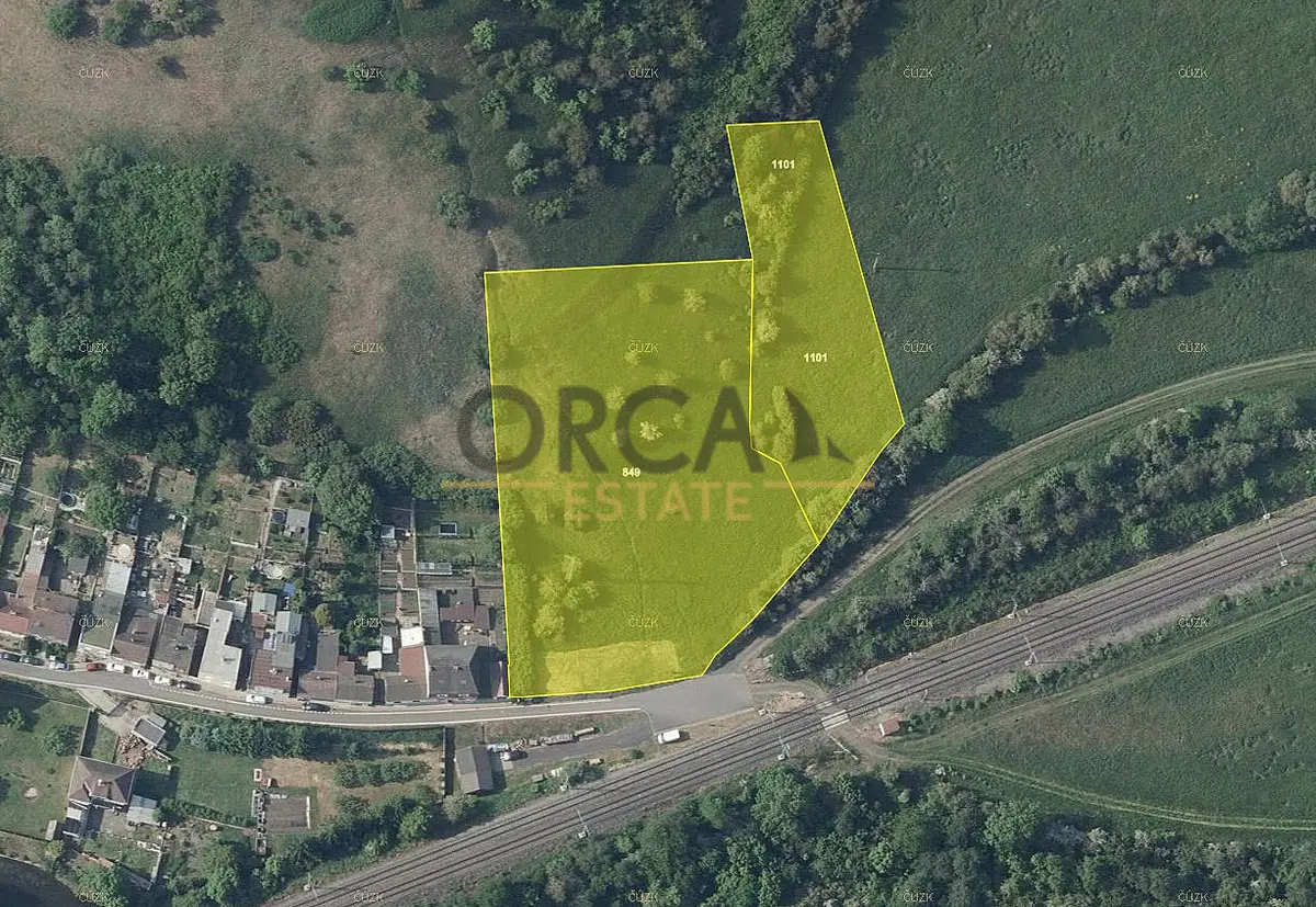 Prodej pozemku 8431 m², Hostomice · okres Teplice