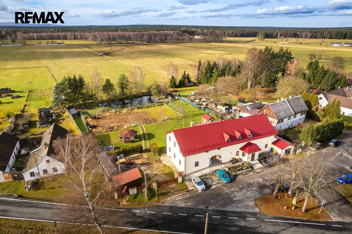 Prodej komerčního prostoru 400 m², Hranice · okres České Budějovice