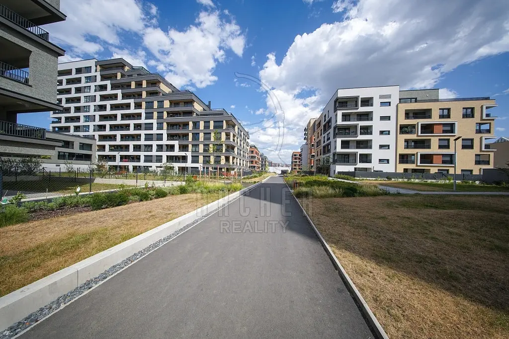 Prodej bytu 2+kk 70 m², Hloubětín