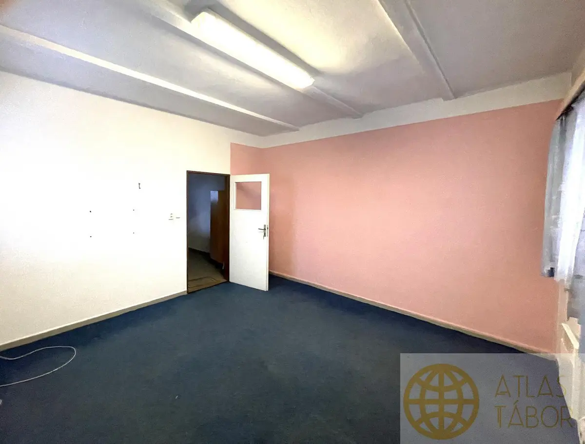 Pronájem komerčního prostoru 18 m², Chýnovská · Tábor
