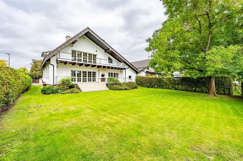 Pronájem komerčního prostoru 350 m², Sadová · Průhonice