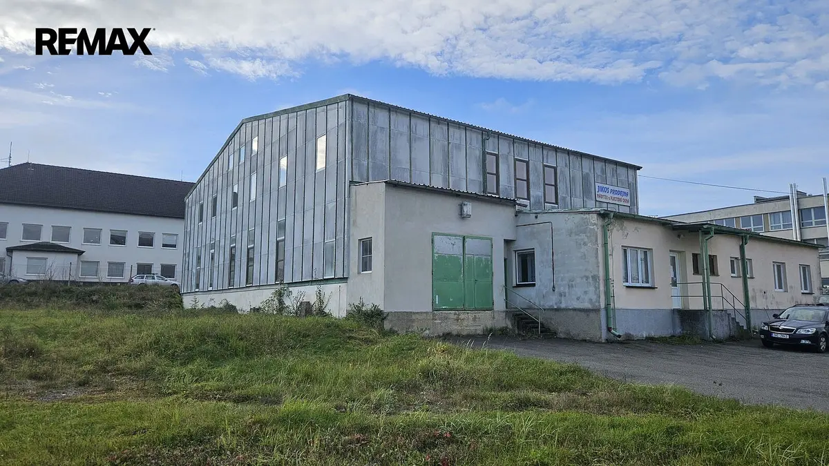 Pronájem komerčního prostoru 1280 m², Strakonice