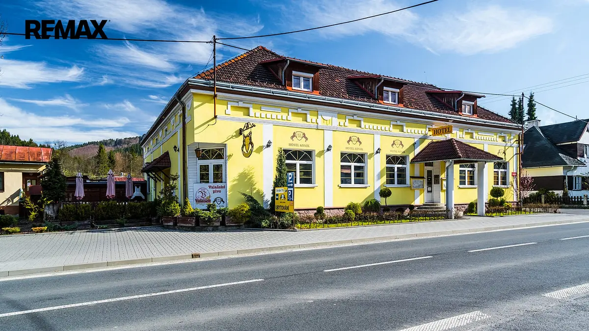 Prodej komerčního prostoru 818 m², Karolinka