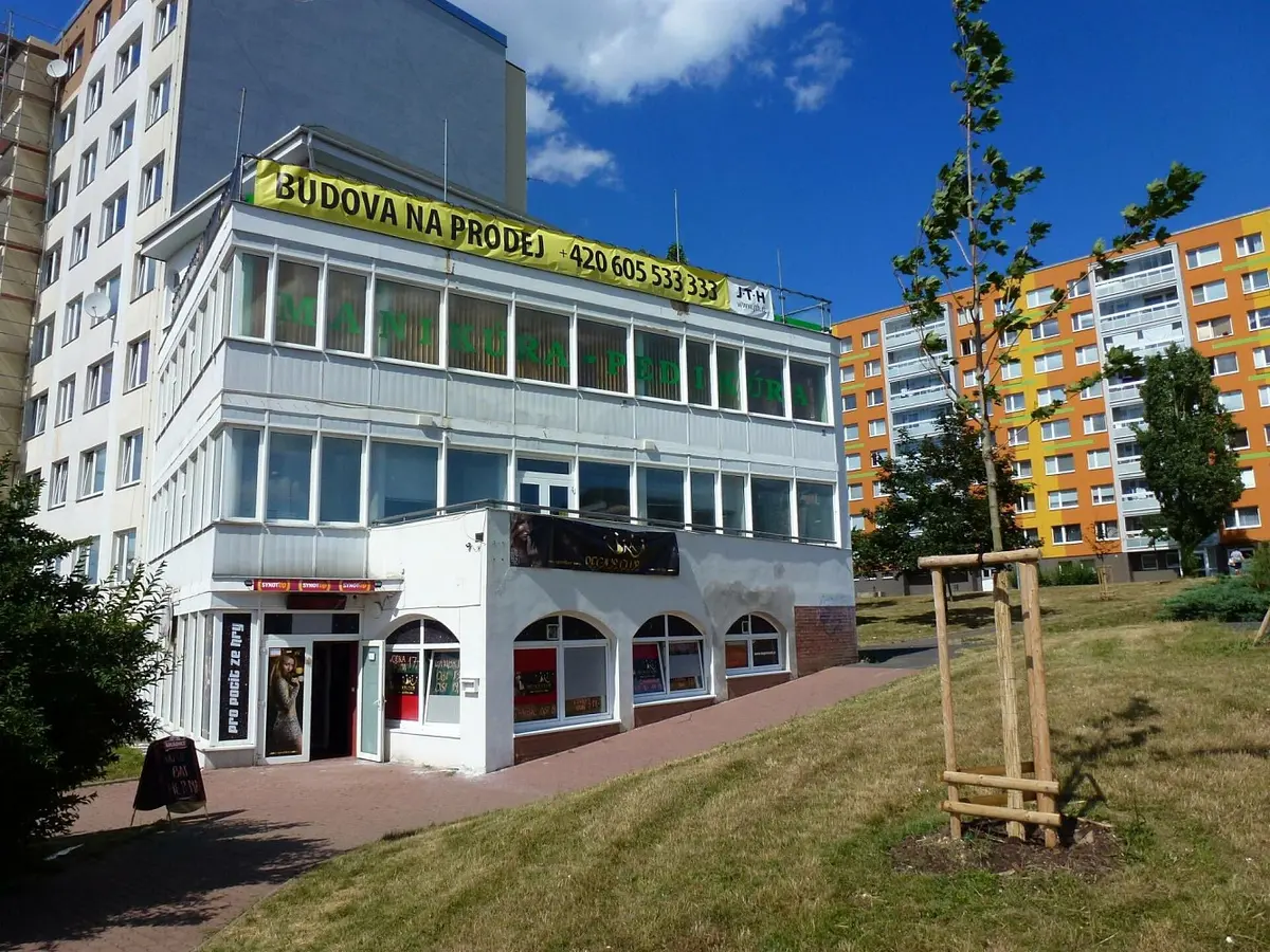 Pronájem komerčního prostoru 413 m², Most