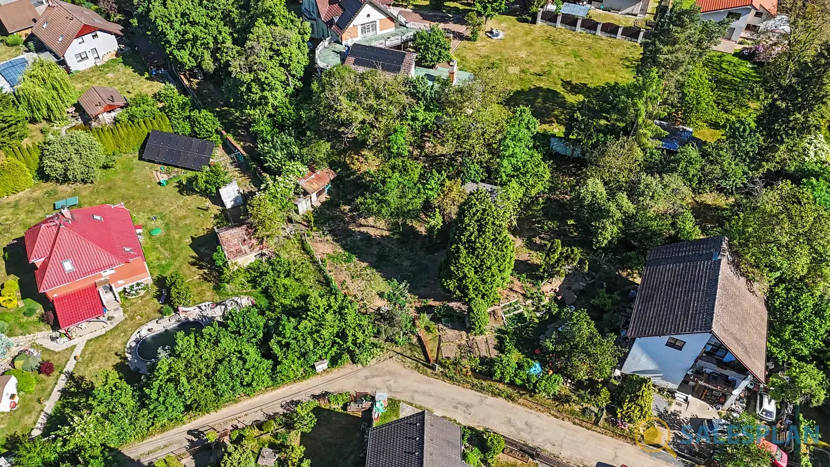 Prodej pozemku 302 m², Na Ztraceném korci · Úvaly u Prahy · Úvaly