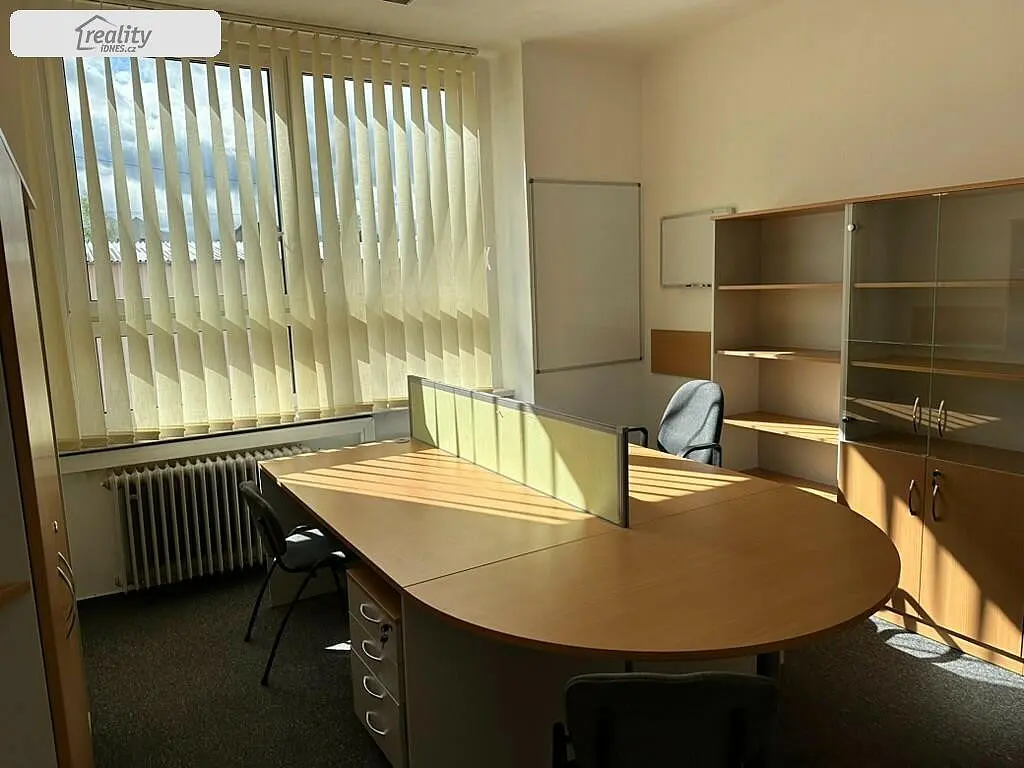 Pronájem komerčního prostoru 30 m², Průmyslová · Boršov nad Vltavou