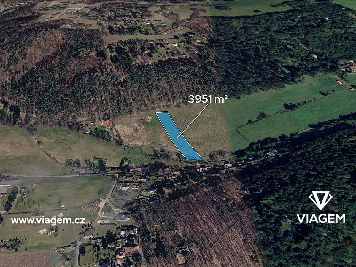Prodej pozemku 911 m², Vlkančice · okres Praha-východ