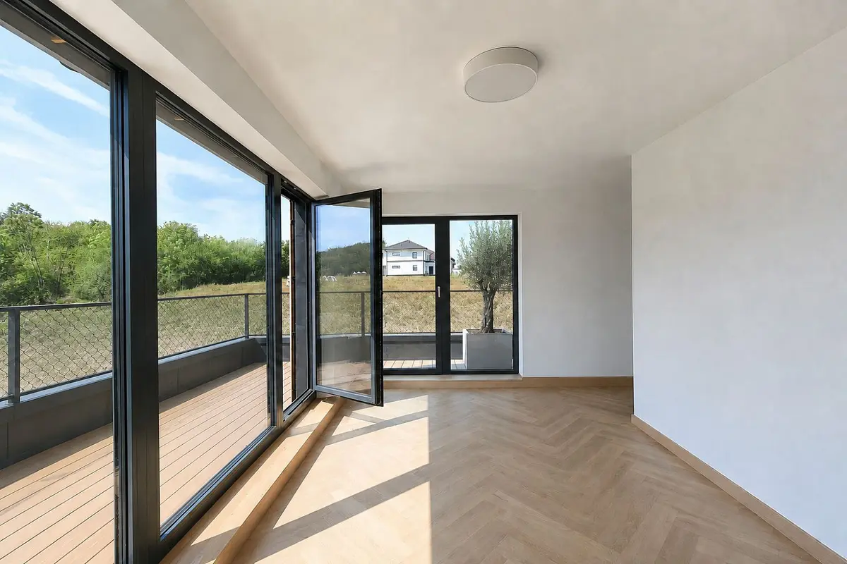 Prodej bytu 5+kk 108 m², Podmoráňská · Velké Přílepy
