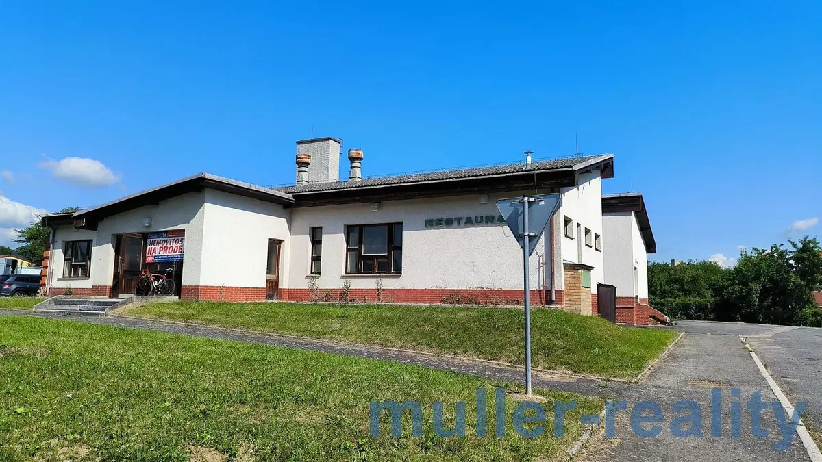 Prodej komerčního prostoru 753 m², Žichovice · okres Klatovy