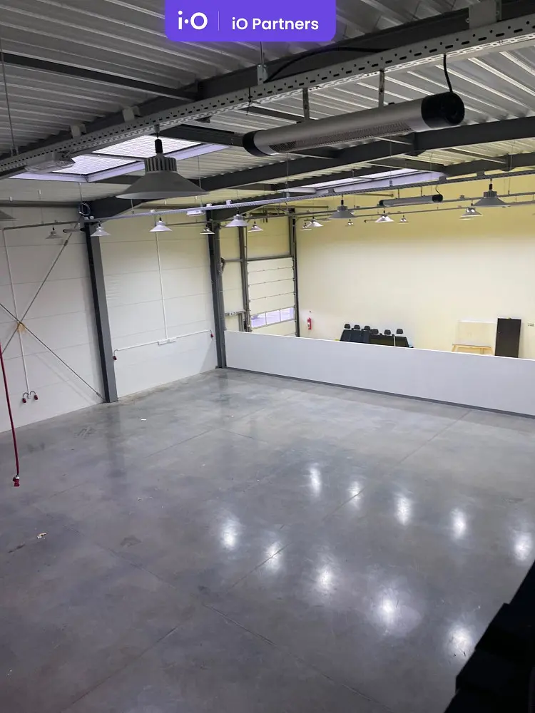 Pronájem komerčního prostoru 1000 m², Královická · Brandýs nad Labem · Brandýs nad Labem-Stará Boleslav