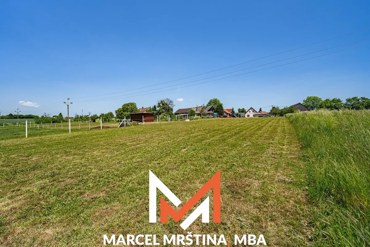 Prodej pozemku 771 m², Chvalkovice - Miskolezy · okres Náchod