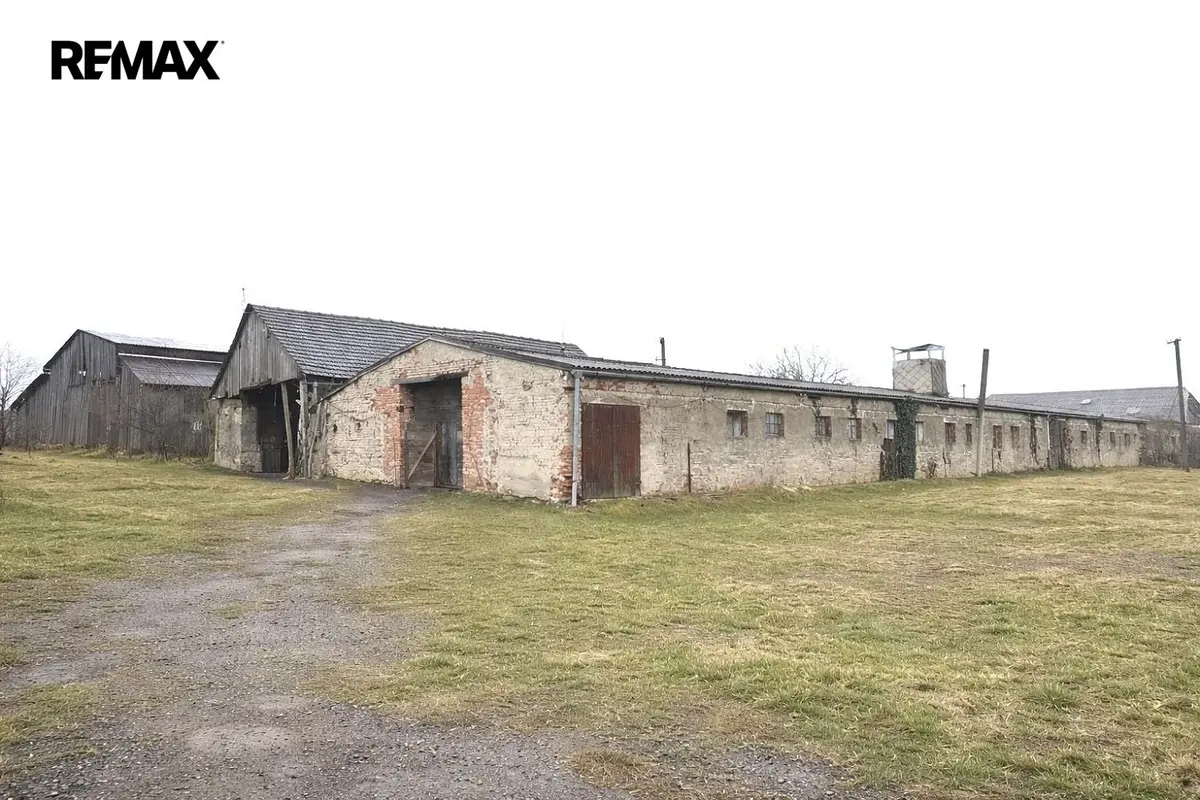 Prodej komerčního prostoru 1200 m², Meziříčko · okres Třebíč