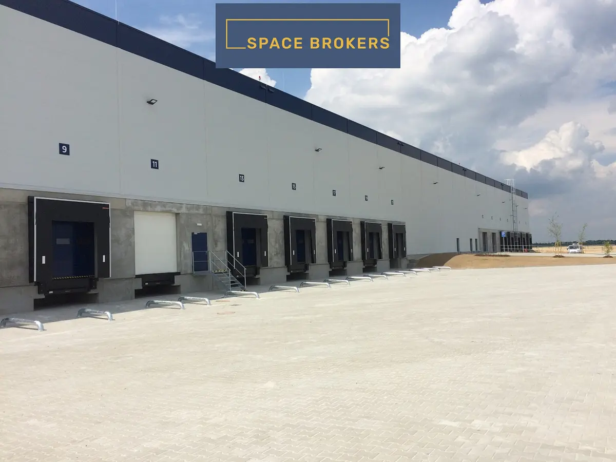 Pronájem komerčního prostoru 39500 m², Nýřany · okres Plzeň-sever