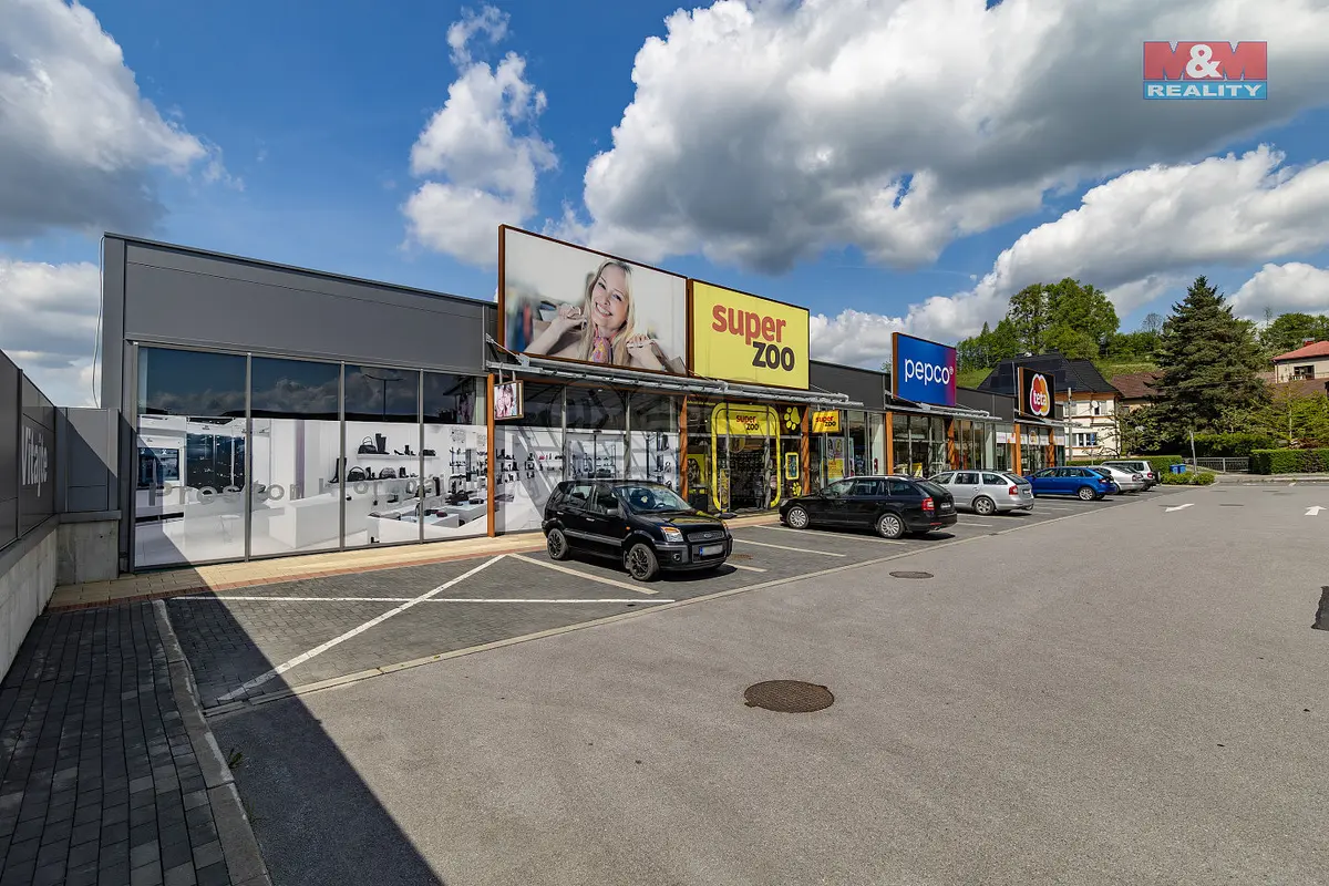 Pronájem komerčního prostoru 300 m², Jablunkov