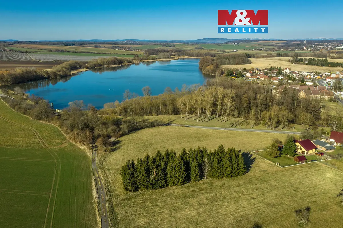 Prodej pozemku 111 m², Dolní Bousov · okres Mladá Boleslav