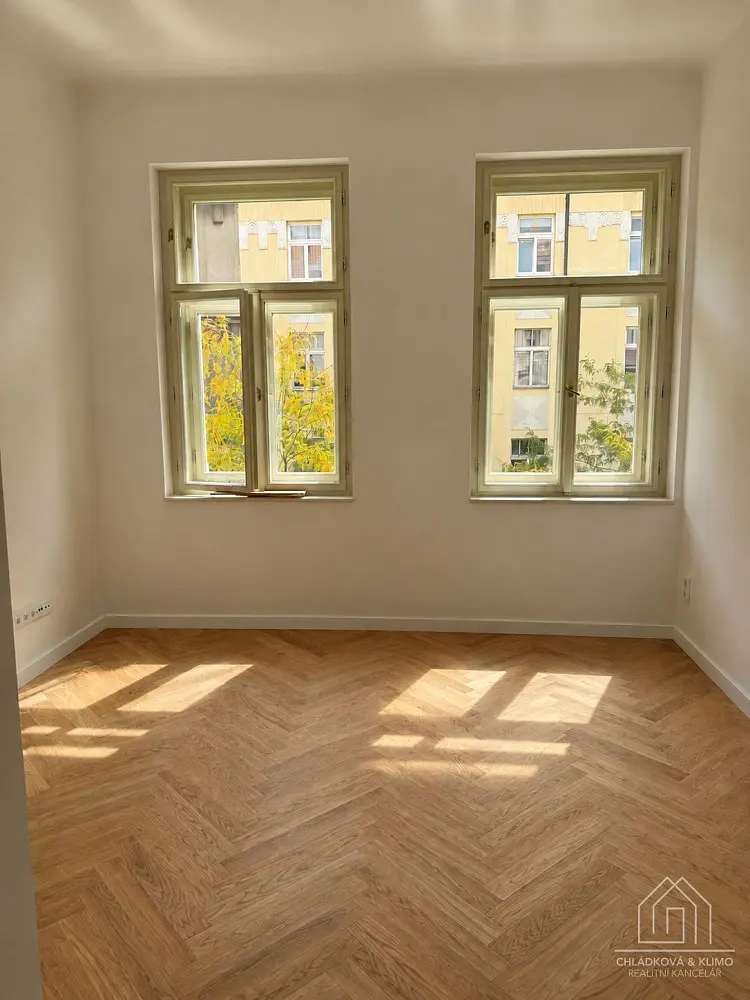 Prodej bytu 1+kk 19 m², Jagellonská · Žižkov