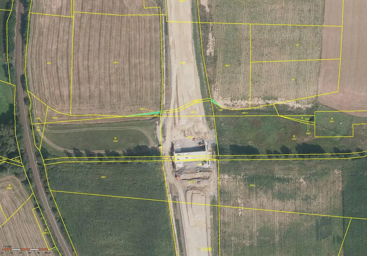 Prodej pozemku 5663 m², Červený Újezd · okres Benešov