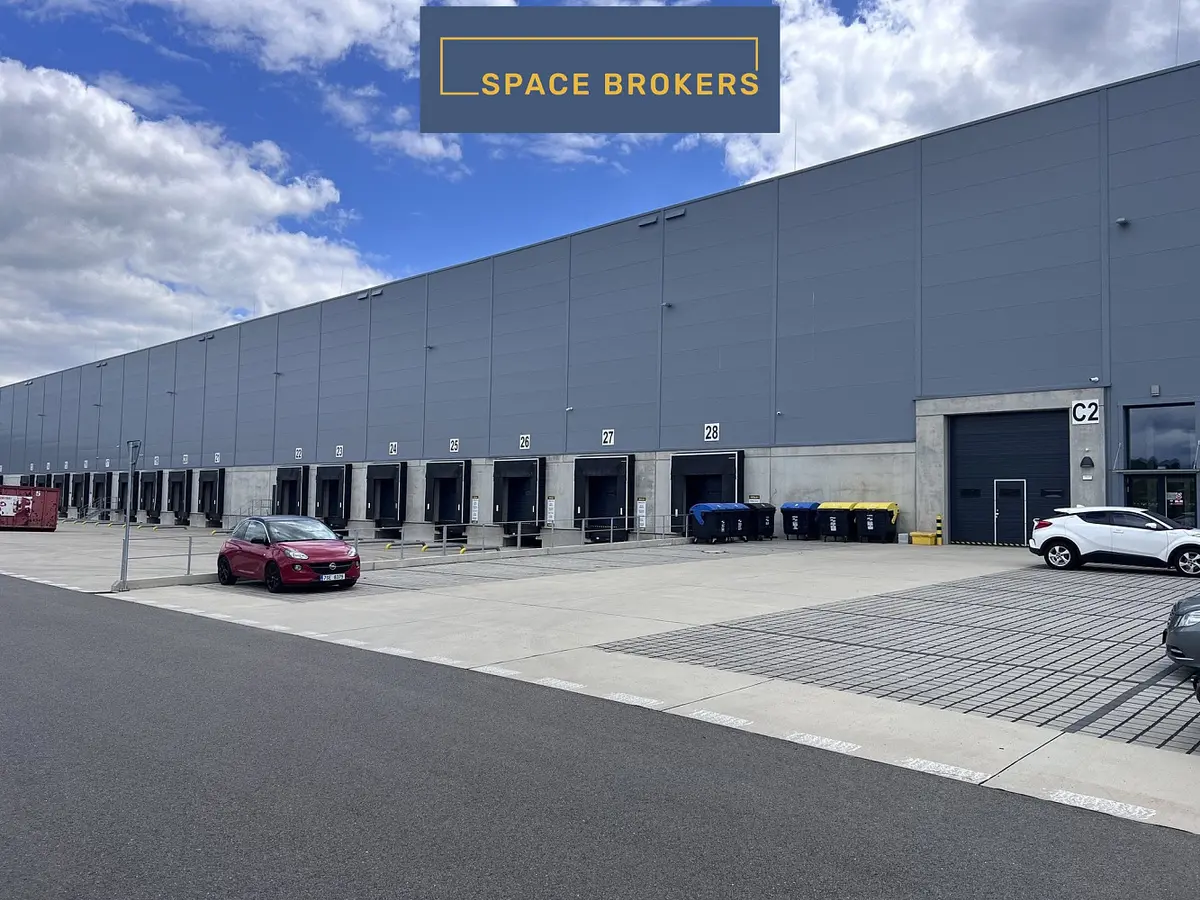 Pronájem komerčního prostoru 8785 m², Holubice · okres Vyškov