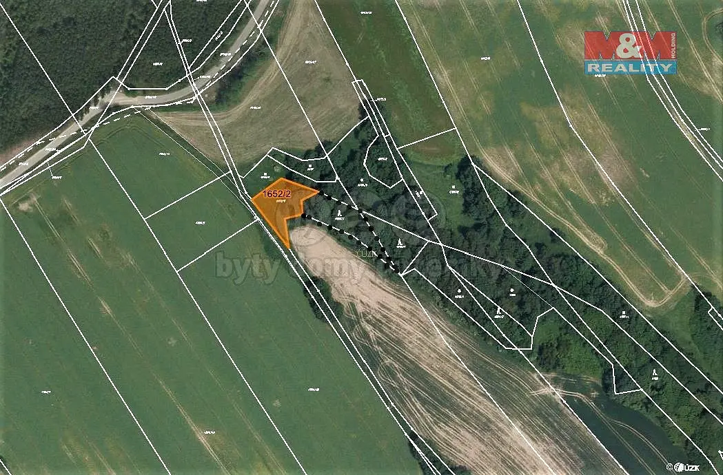 Prodej pozemku 352 m², Dubnice · okres Česká Lípa