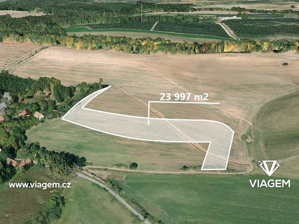 Prodej pozemku 7999 m², Dolní Bousov · okres Mladá Boleslav