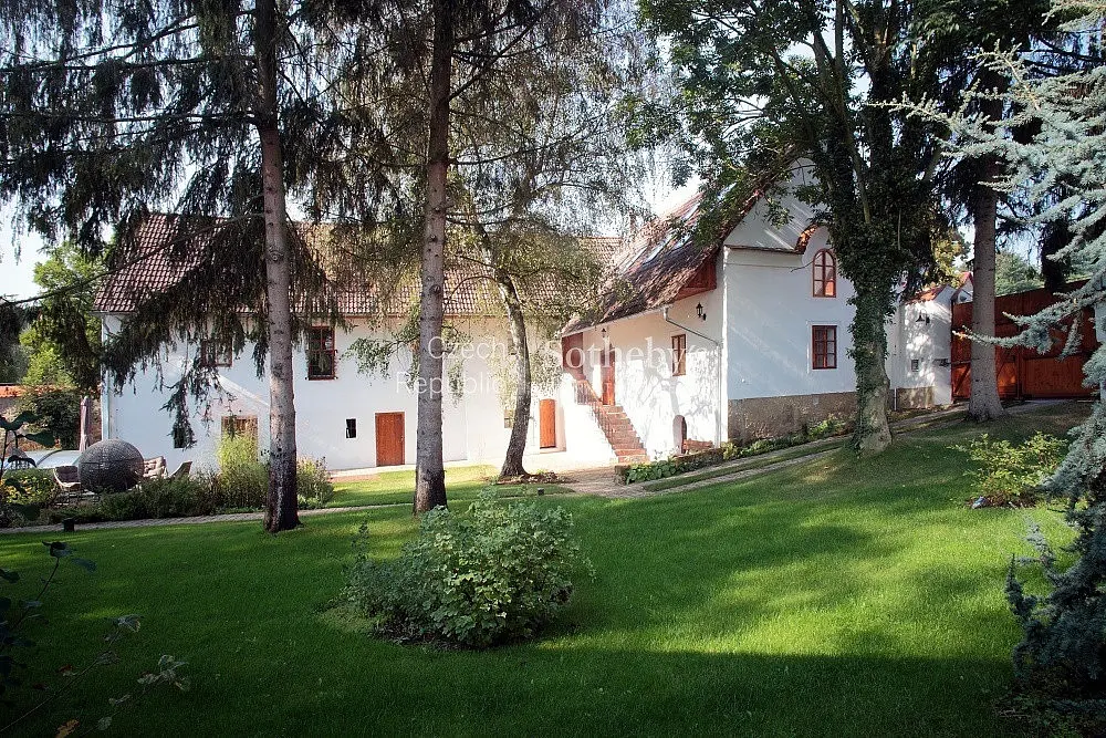 Prodej domu 310 m², Třebichovice · okres Kladno