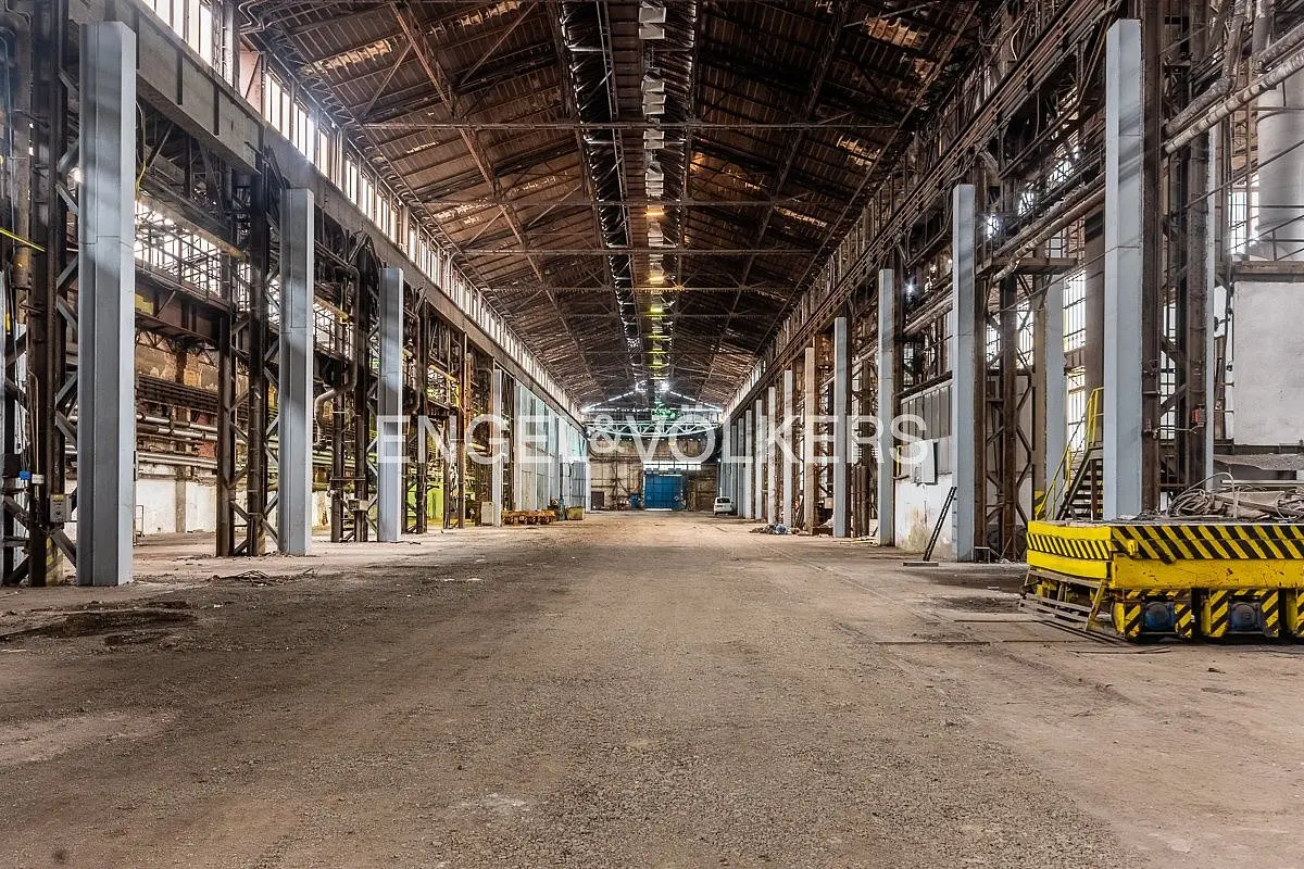 Pronájem komerčního prostoru 18661 m², Tylova · Plzeň