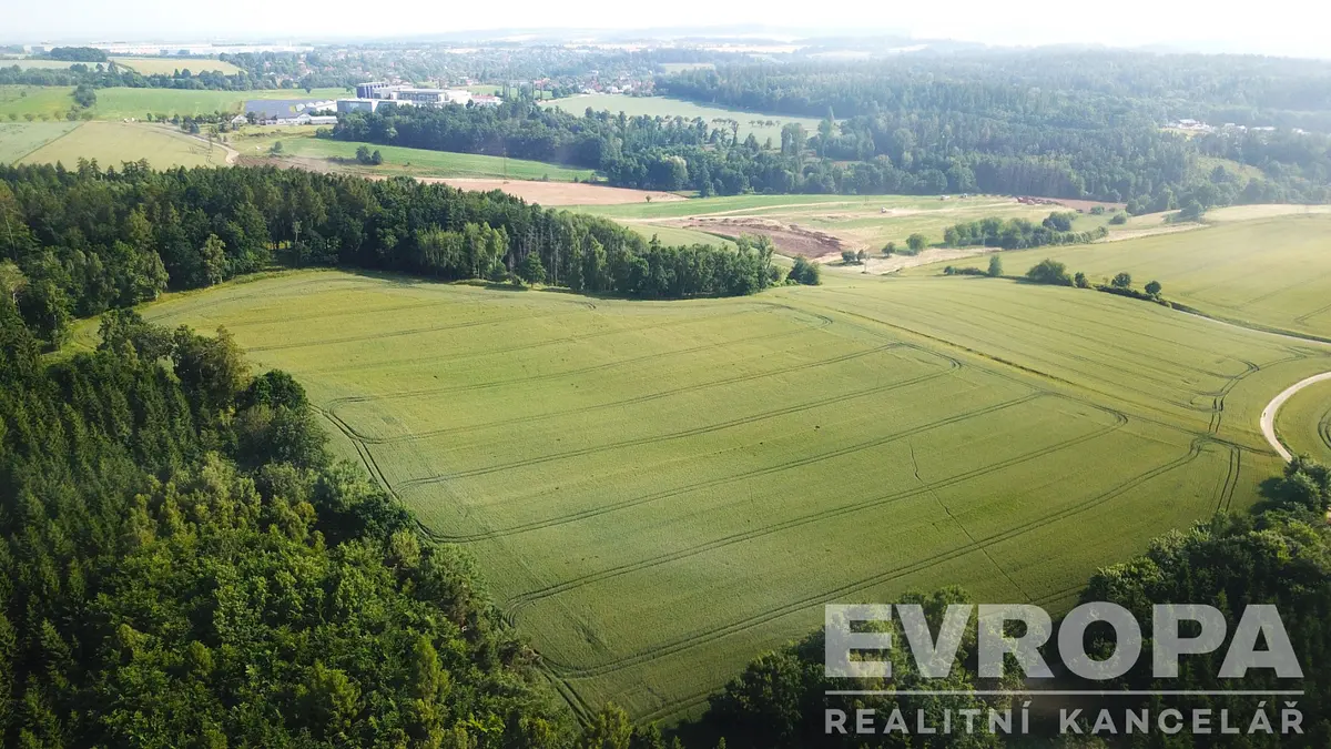 Prodej pozemku 53749 m², Kunice · okres Praha-východ