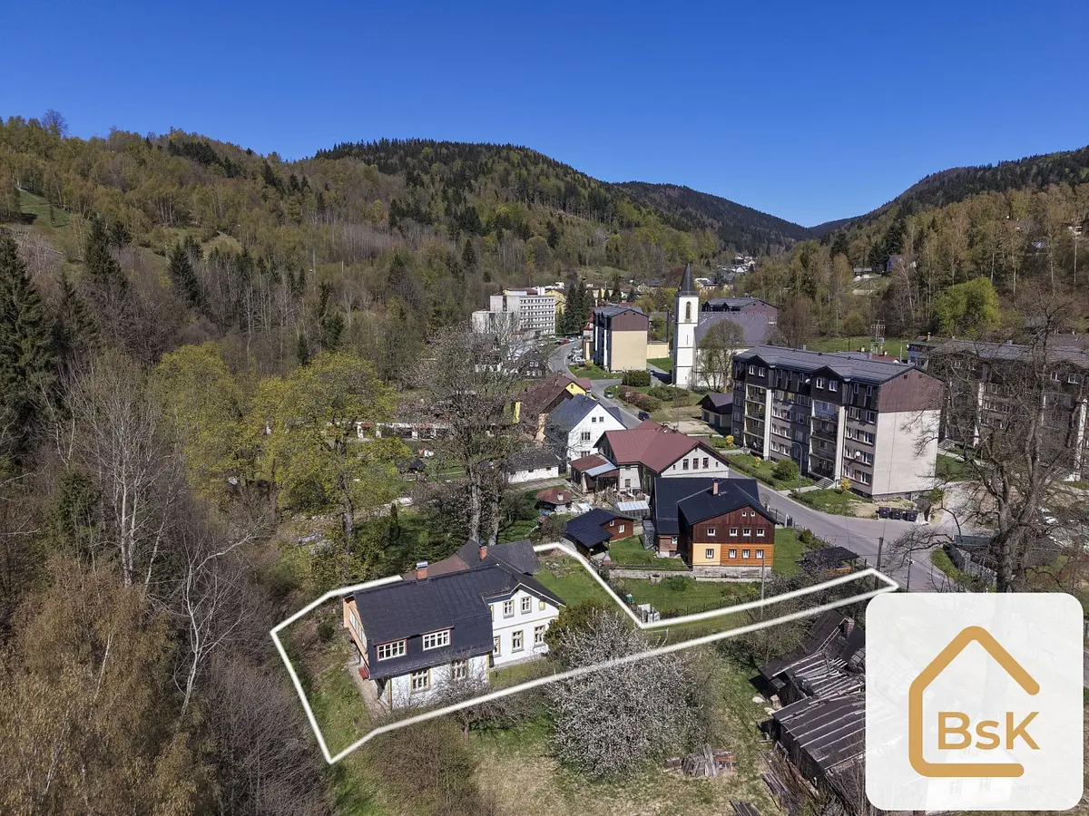 Prodej domu 230 m², Údolní · Desná I · Desná