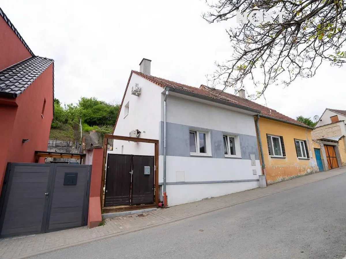 Prodej domu 99 m², Starohorská · Oslavany