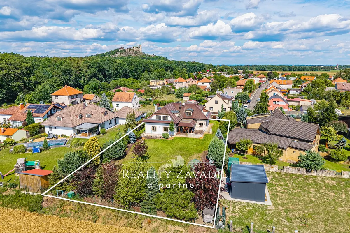 Prodej domu 475 m², Ráby