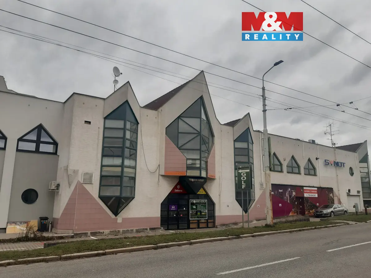 Prodej komerčního prostoru 1230 m², Pardubice - Bílé Předměstí