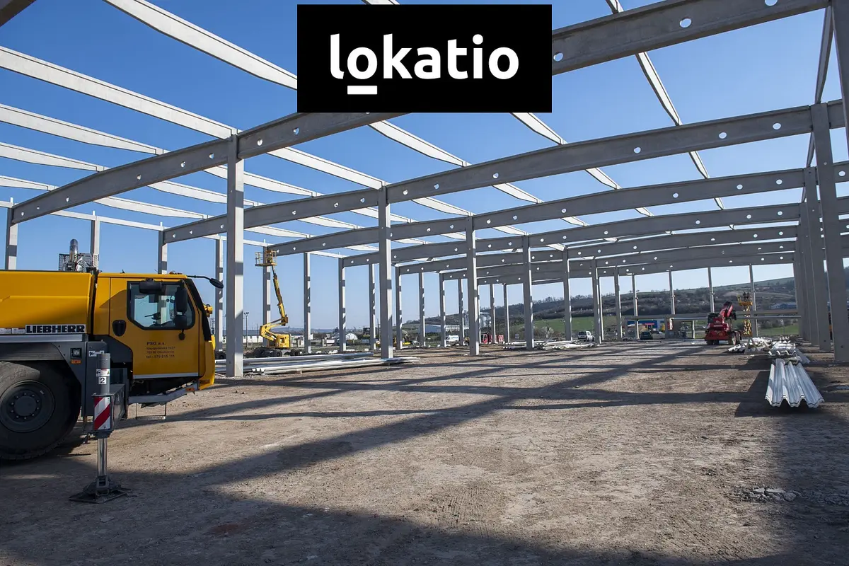 Pronájem komerčního prostoru 2208 m², Blučina · okres Brno-venkov