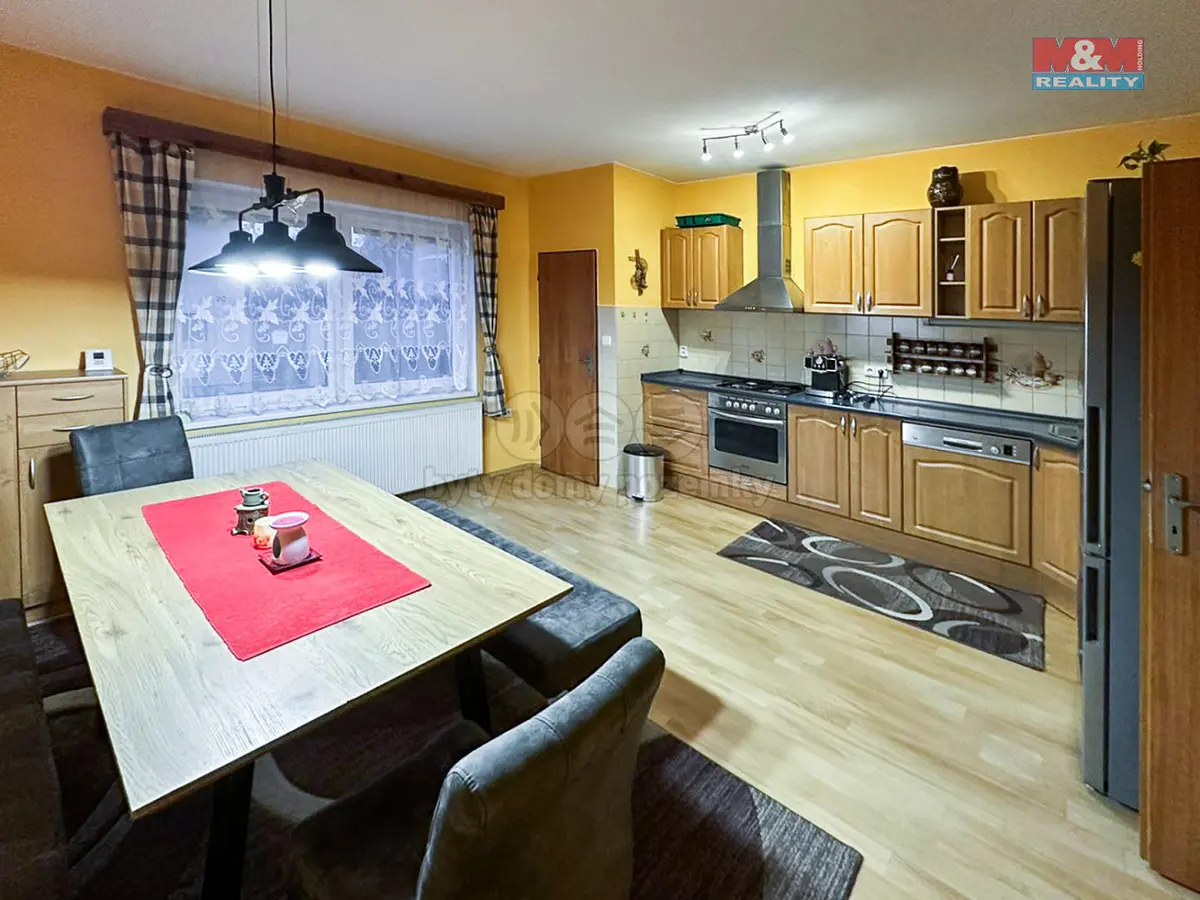 Prodej domu 240 m², Ke Školce · Dolany u Prahy · Dolany nad Vltavou