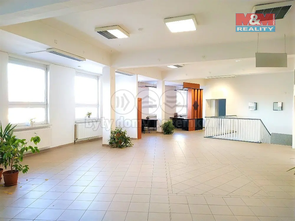 Prodej komerčního prostoru 470 m², Březová · Ráj · Karviná