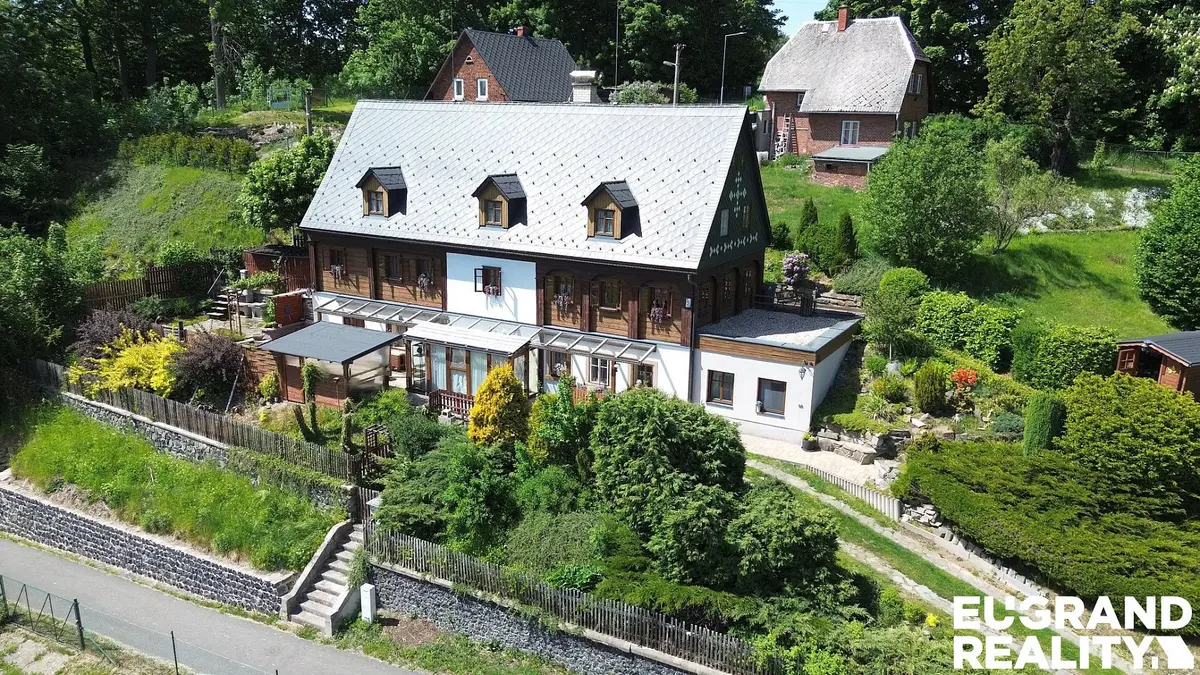Prodej domu 271 m², Jugoslávská · Krásná Lípa