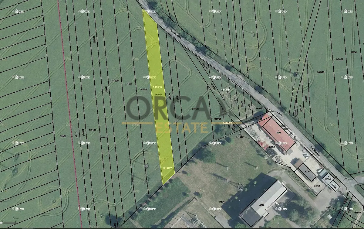 Prodej pozemku 1018 m², Zlín