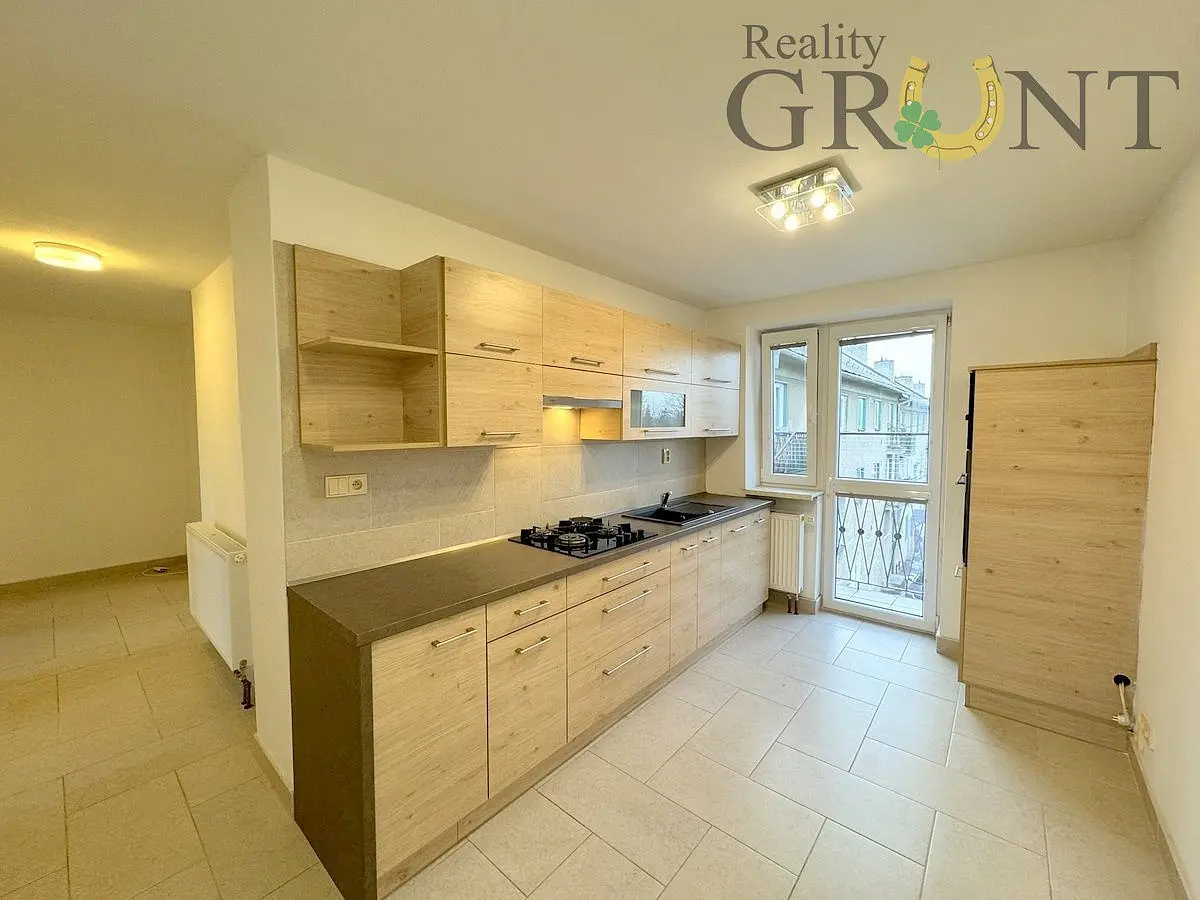 Pronájem bytu 2+1 60 m², Karviná-město · Karviná