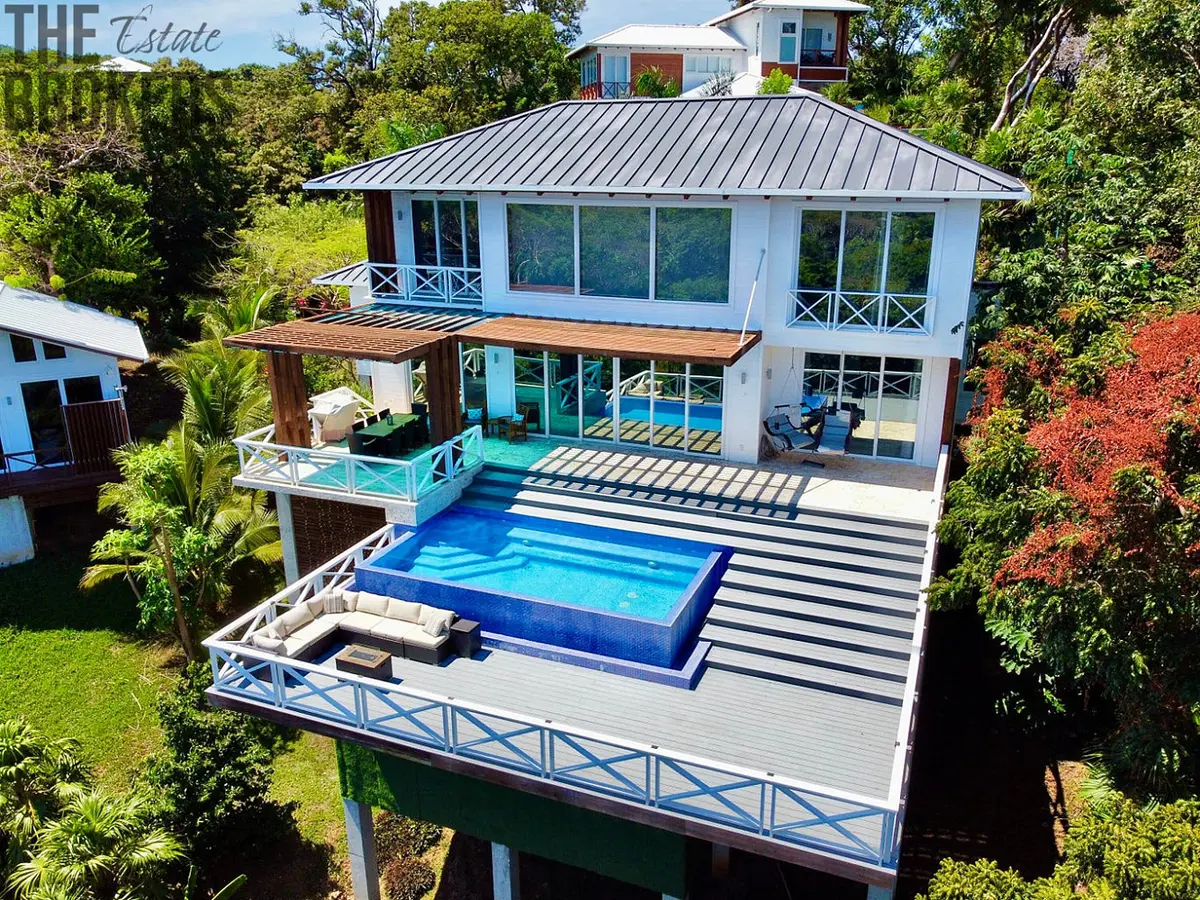 Prodej domu 371 m², Coxen Hole · Roatán Honduras