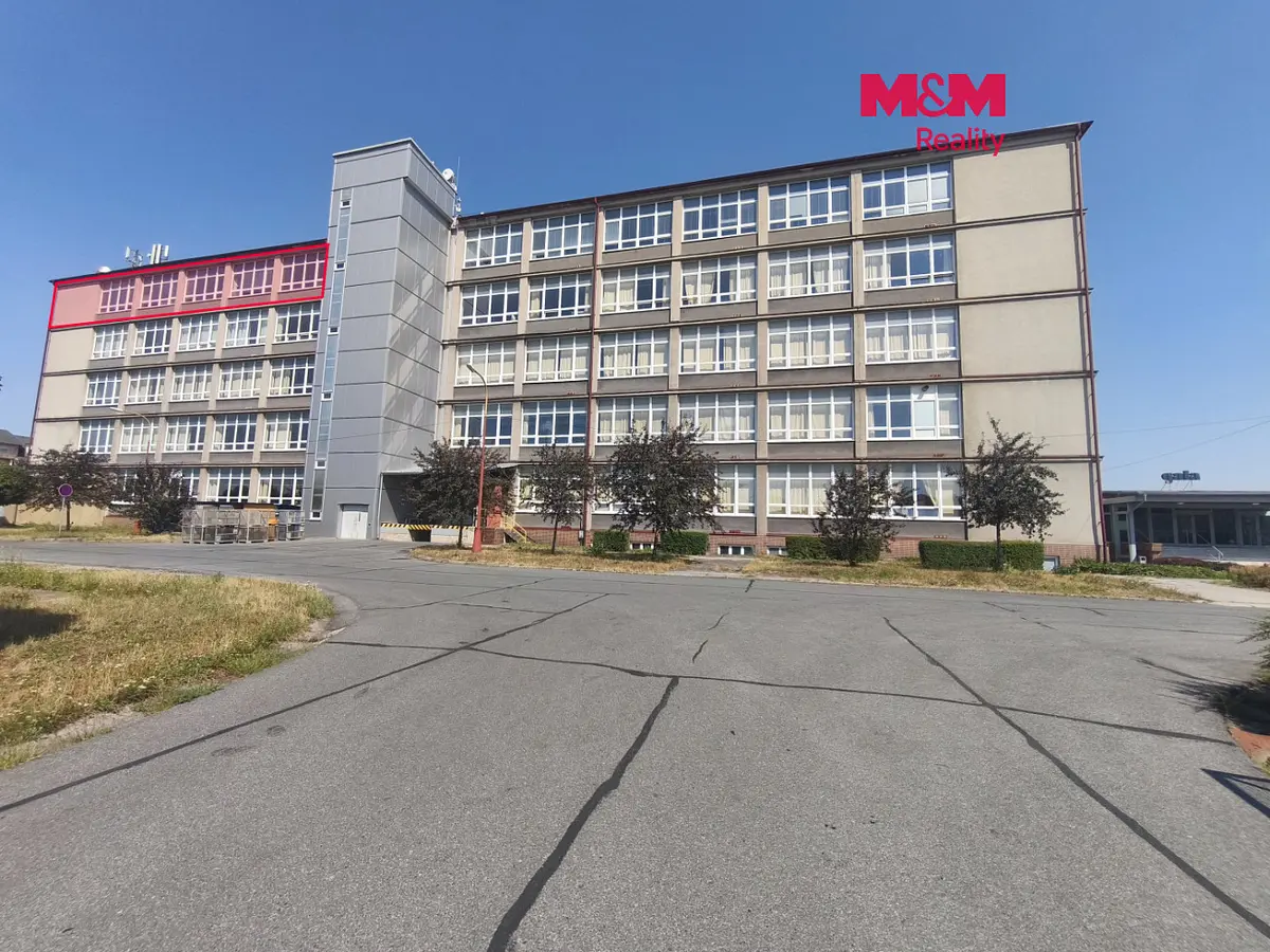Pronájem komerčního prostoru 383 m², Západní · Krasice, Čechovice, Domamyslice · Prostějov