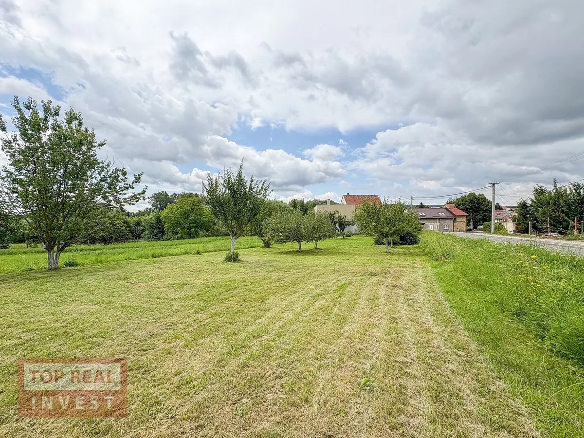 Prodej pozemku 439 m², Lutopecny - Měrůtky · okres Kroměříž