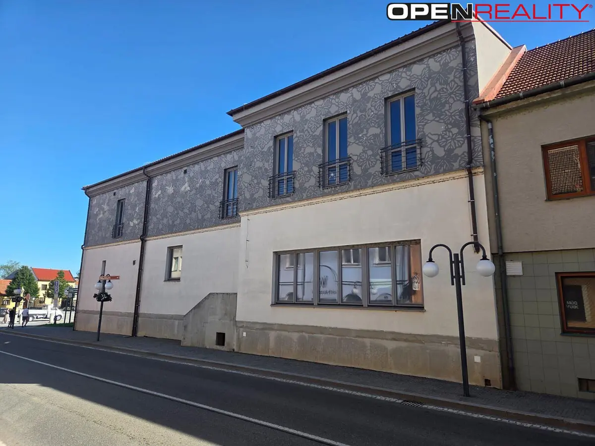 Prodej komerčního prostoru 1080 m², Veselí nad Moravou